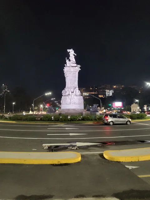 La Glorieta de la Plaza Intendente Seeber , Palermo, CABA