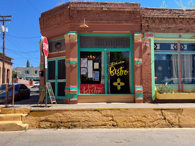 La Vie Est Un Bistro