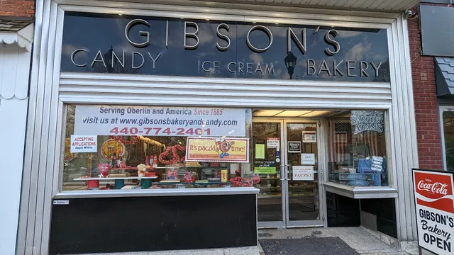 Gibson's Food Mart & Bakery
