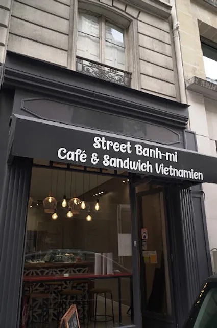 Street Banh-mi