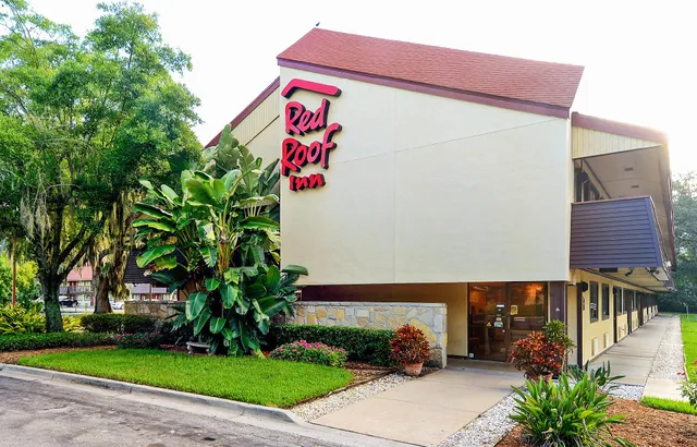Red Roof Inn Tampa Fairgrounds - Casino