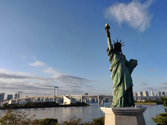 Times DECKS Tokyo Beach