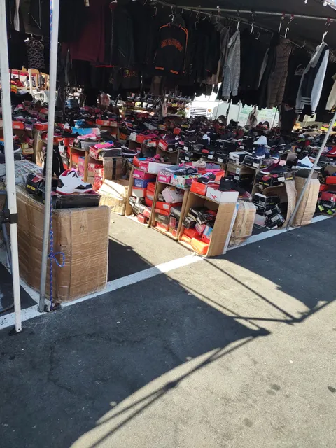 Richmond Flea Market