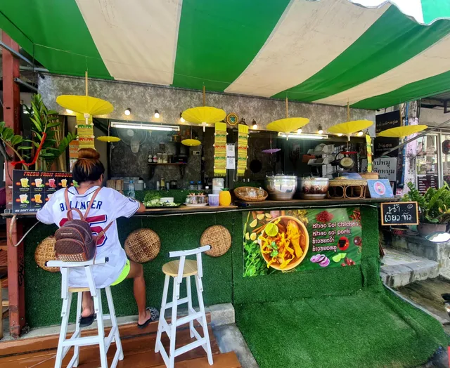 ข้าวซอยเชียงใหม่ นาในป่าตอง