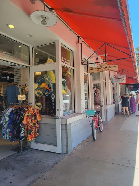 Tommy Bahama Beach Club