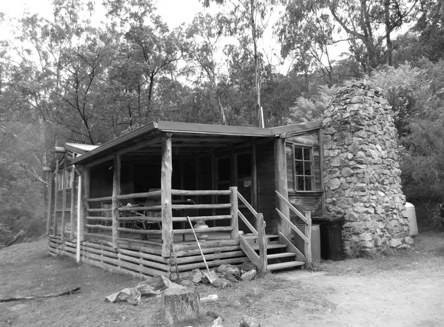 Wombat Valley Wild Country Cabins