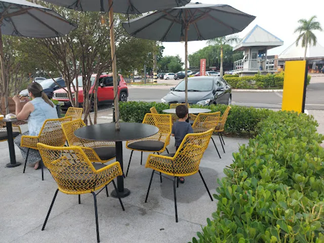 Madero & Jeronimo Burger Serrazul