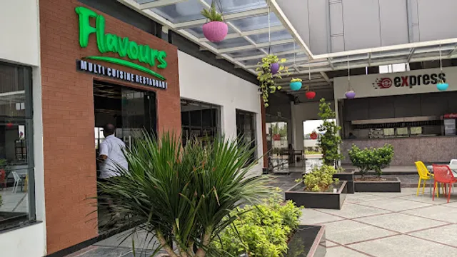 S4 FOOD COURTS & BANQUETS