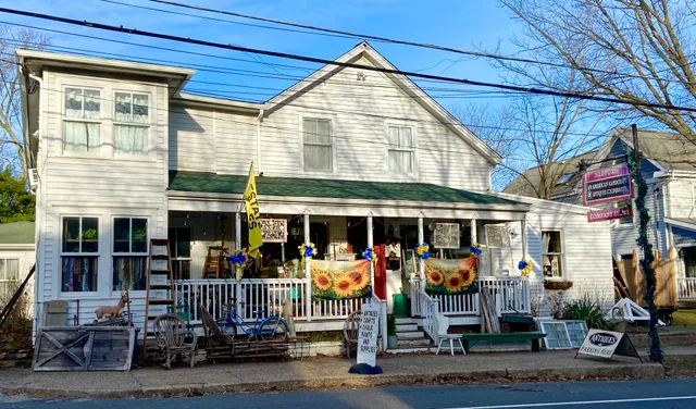 Medford Company Store Estate Sales