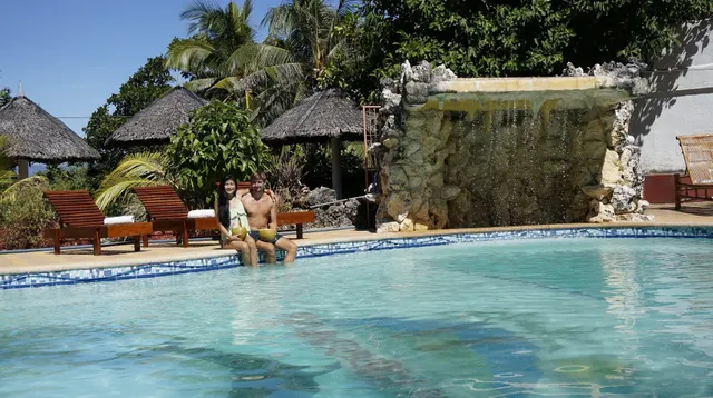 Coco White Beach Resort