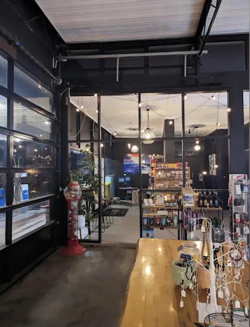 United Petroleum Whalley's Beachway Cafe (Mira Mar - Abany)