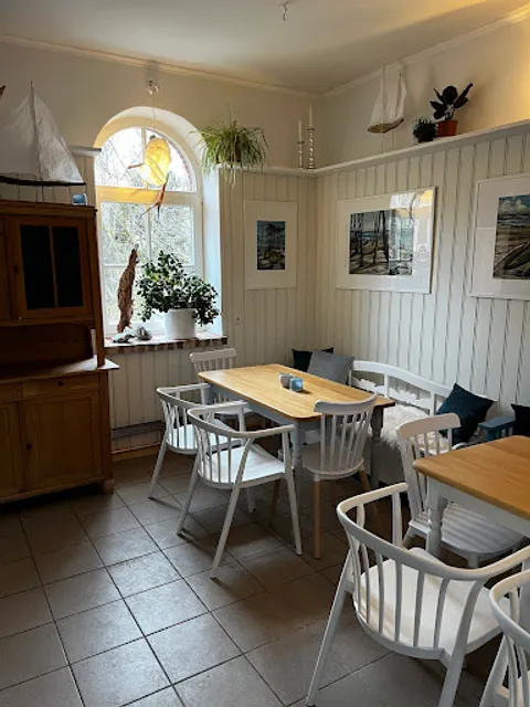 Museums-Café "LeuchtOrt" - Ihr Café am Leuchtturm nur für Museumsbesucher