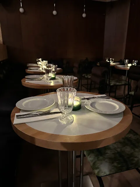 Krusta Pizza Bar & Restaurant