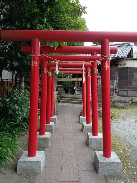 Motojukusekiinaka Shrine