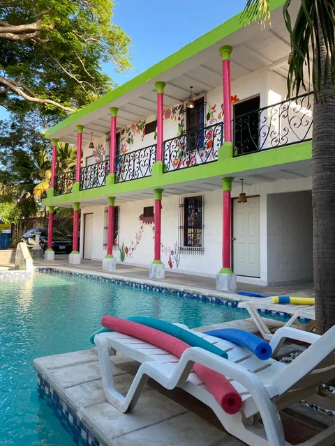 Chilamar Surf Lodge & Art Galleria