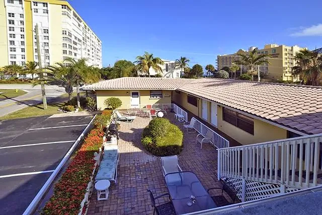 Ocean Pearl Apartments