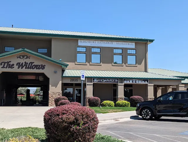 Stewart's Bar And Grill