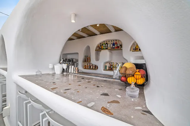 Olea all day bar in Naxos
