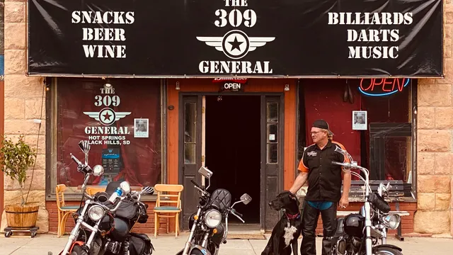 309 General Restaurant & Bar