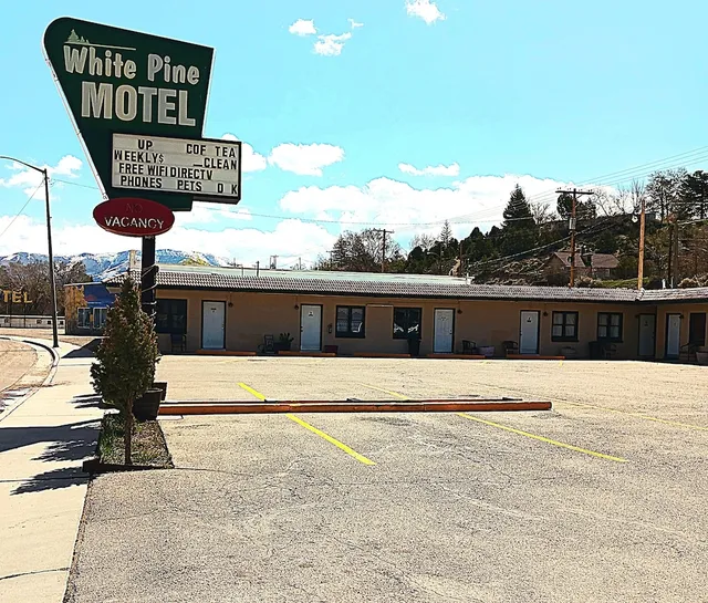White Pine Motel