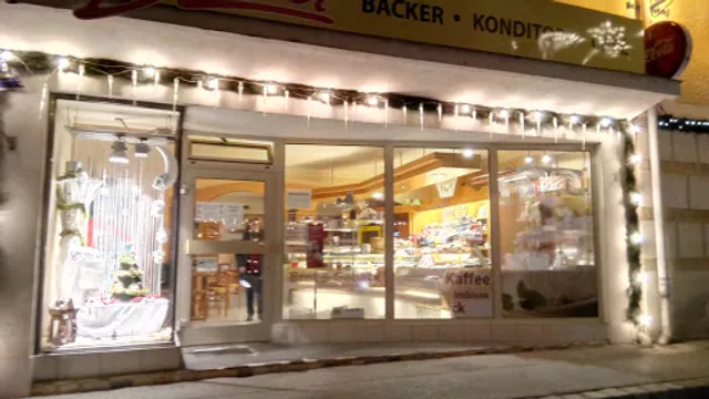 Galeriekaffee Bäckerei Konditorei Angenbauer