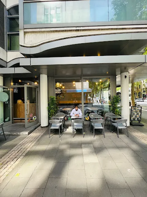 Rollz & Bowlz Friesenplatz