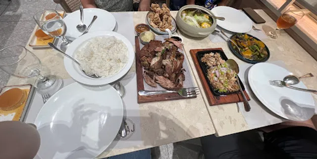 Kuya J - SM City Pampanga