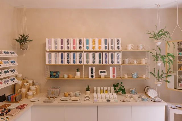 Isola — Artisan store Hvar