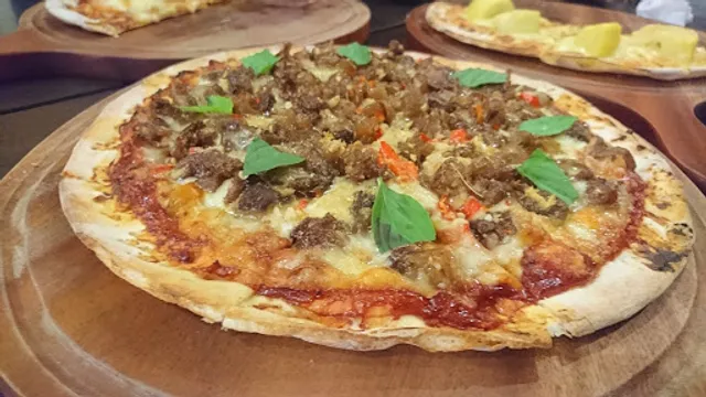 400度手工窯烤Pizza