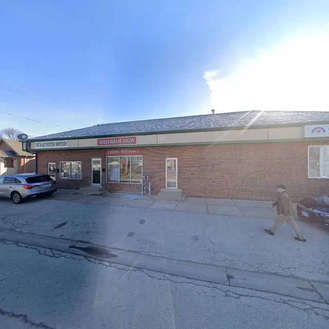 Farmers Insurance - Karolina Budzak