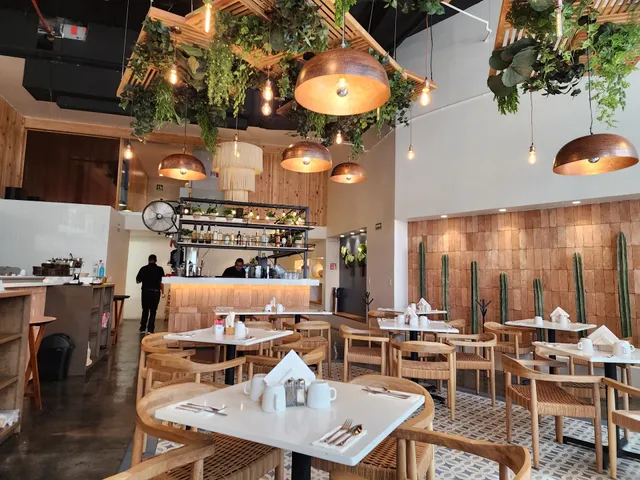 Mr Cream Pancakes & Waffles