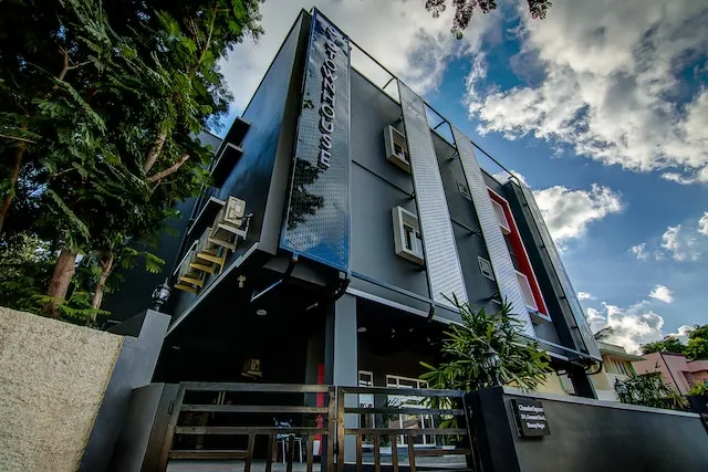 OYO Townhouse 043 Anna Nagar