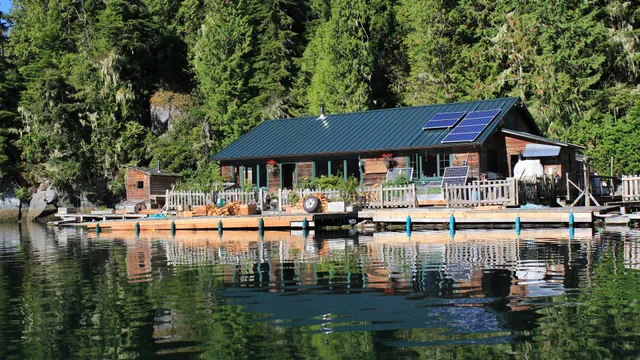 Blackfish Lodge