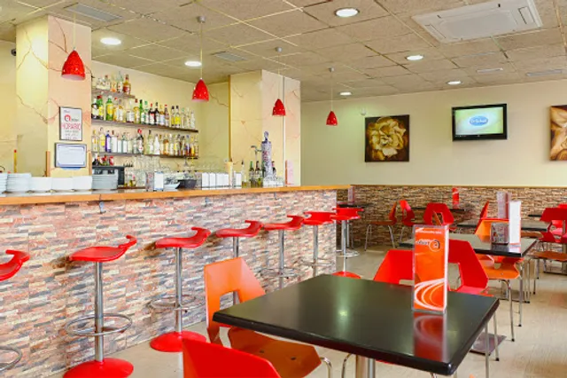 Tiago Taperia Cafetería