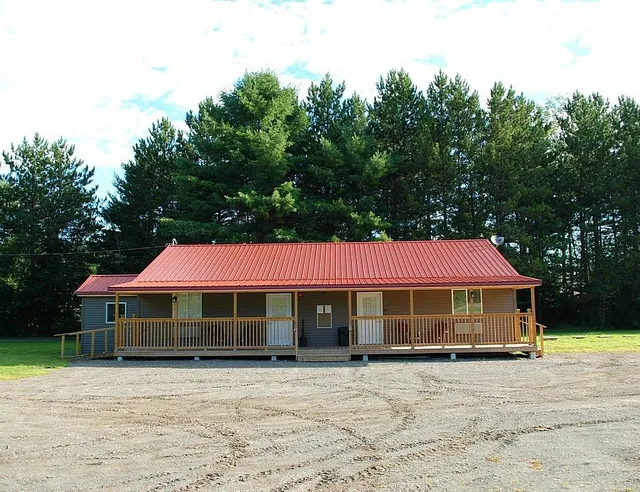 Abbot Trailside Lodging