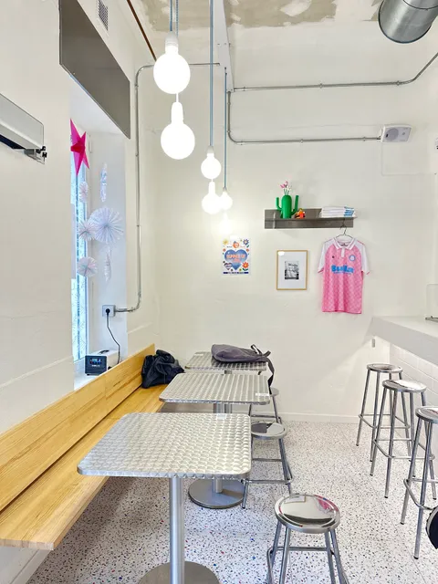 Bulla | Original Burgers & Fries