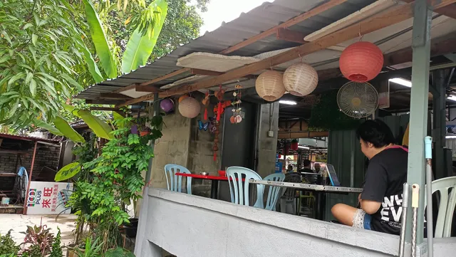 Nasi Lemak Pandan Kukus Ayam Berempah Kelapa