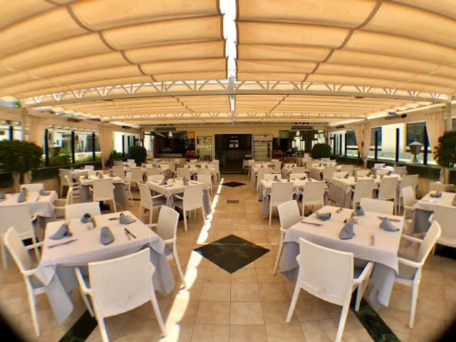 Roma Restaurant - Pizzeria