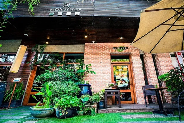 Monsoon Riverside Hostel