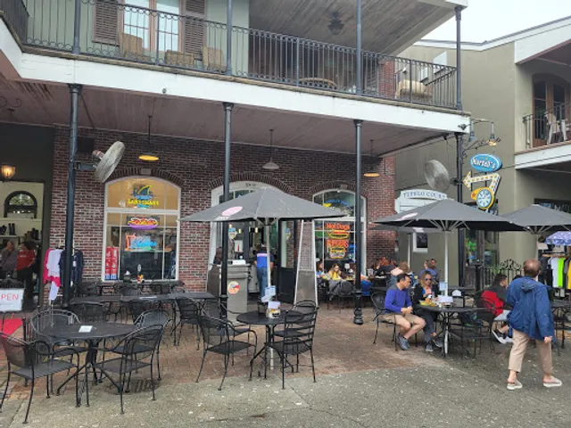 Hunter’s Chicken and Burgers