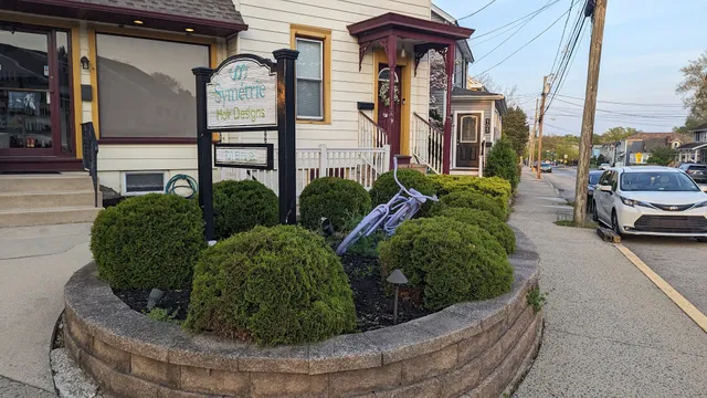 Symetrie Hair Designs