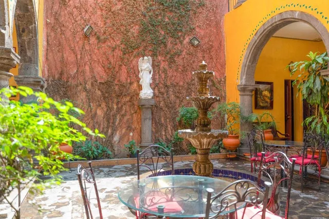Hotel Casa Dulce María