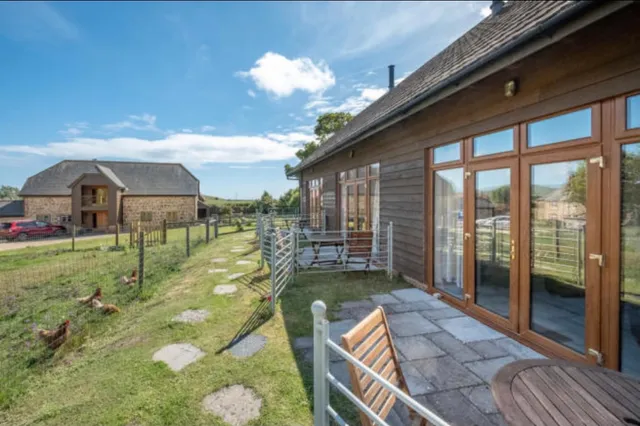 The Bike Shed, The Surf Shack, The Poachers Hut - Bucks Farm Holiday Cottages
