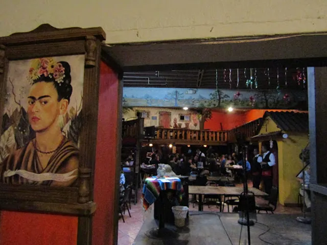 La Vuelta Restaurante