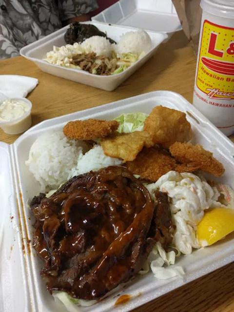 L&L Hawaiian Barbecue