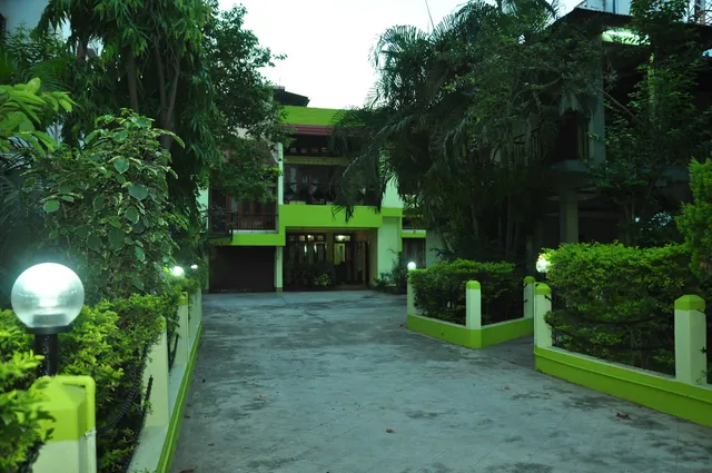 Tusti Greens Guest House