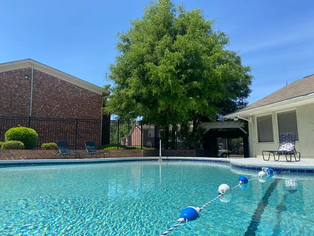 Forest Hills Apartment Homes