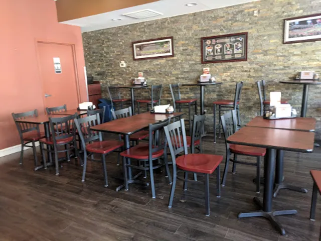 Lisa's Family Pizzeria of Medford