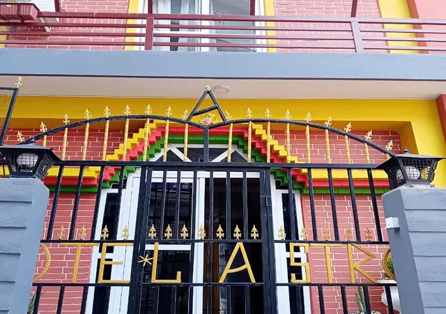 Hotel Black and White Pokhara