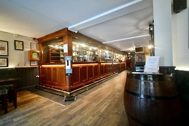 Rose and Crown Hotel